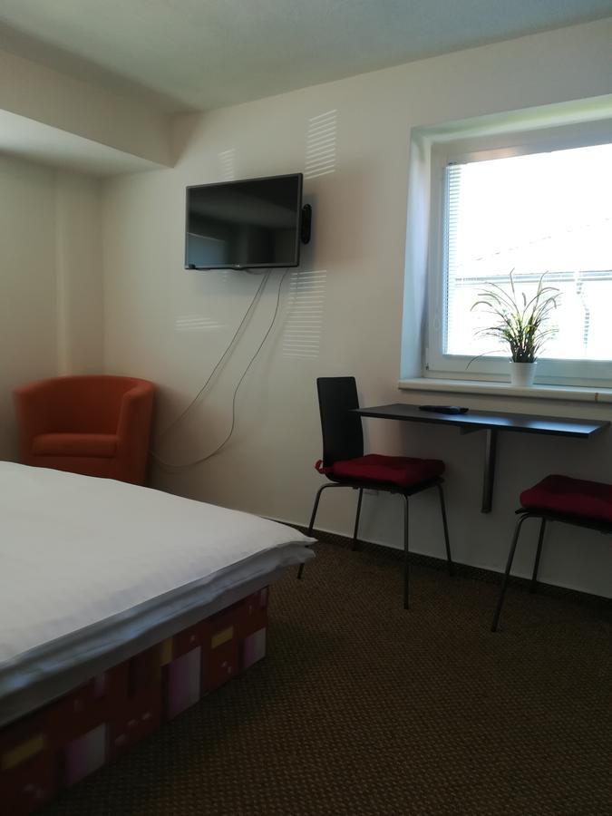 Demaenova 238 Apartman Lipótszentmiklós Kültér fotó